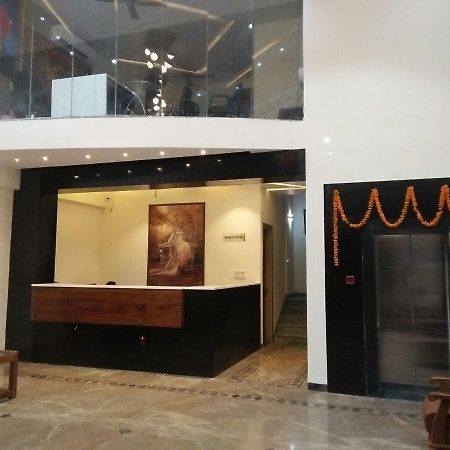 Rewa Residency Hotel Esterno foto